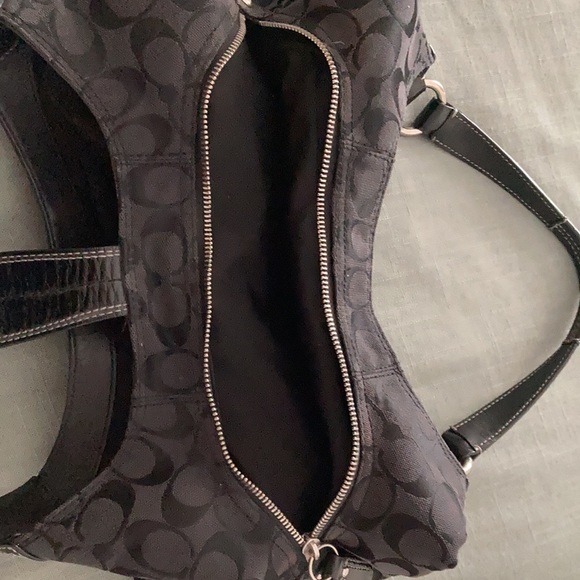 Coach Shoulder Bag Purse - Picture 4 of 6